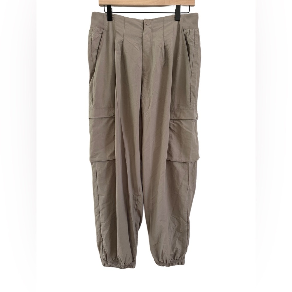 New Spiritual Gangster Taylor Stretch Waist Cargo Pant Taupe Large NEW MSRP $138 - Picture 3 of 9